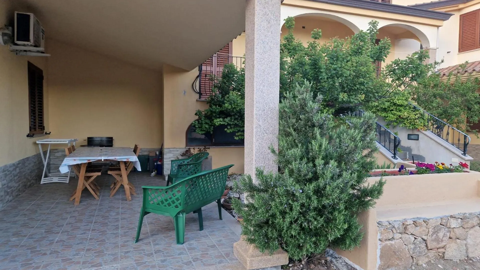 Vakantiehuis Appartamento Salvatore Caletta Sul Mare La Caletta