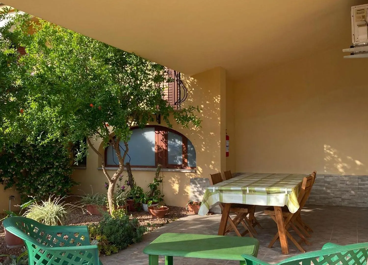 Appartamento Salvatore Caletta Sul Mare La Caletta Vakantiehuis