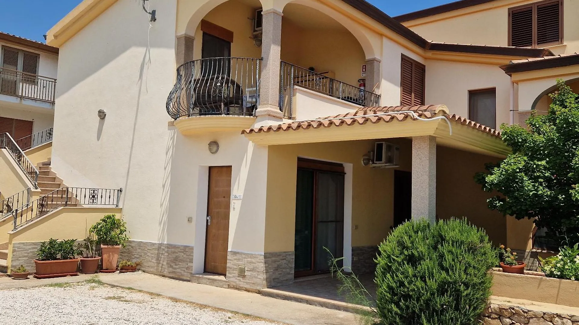 Appartamento Salvatore Caletta Sul Mare La Caletta